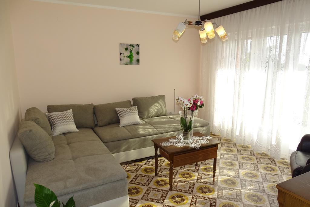 Apartment Parenzana Bibali 65 A 52460-Buje Ngoại thất bức ảnh