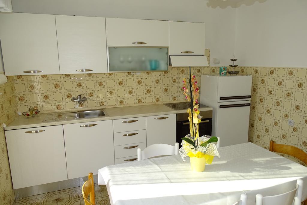 Apartment Parenzana Bibali 65 A 52460-Buje Ngoại thất bức ảnh